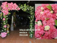 Cổng hoa cưới làm bằng hoa lụa giá rẻ