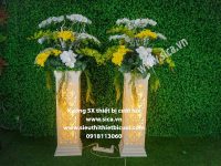 Trụ hoa ánh đèn trang trí nhà hàng tiệc cưới