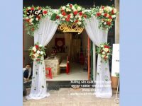 Mua cổng hoa trang trí tiệc cưới